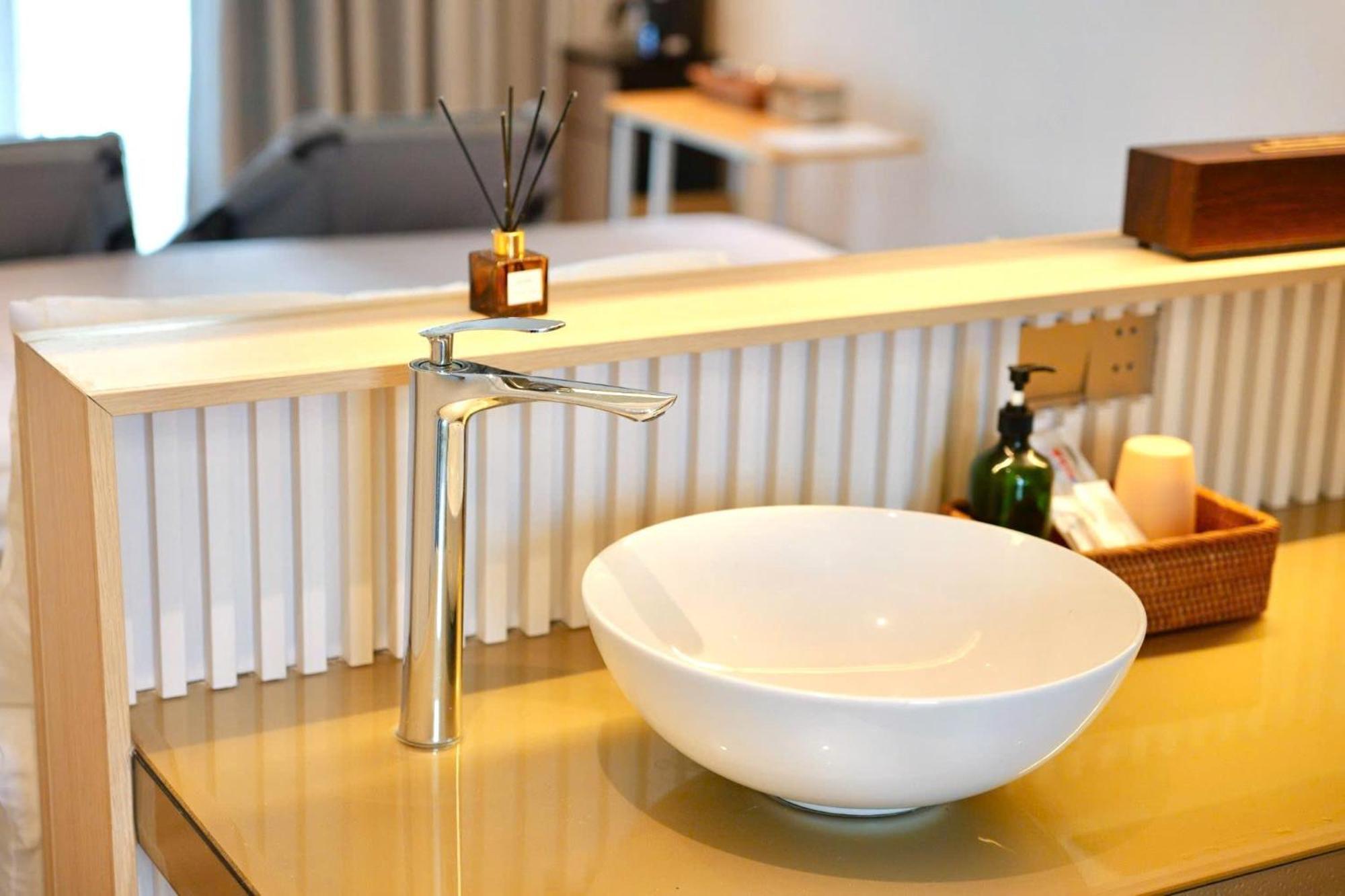 Sens Club Bed and Breakfast Thot Not Exteriör bild